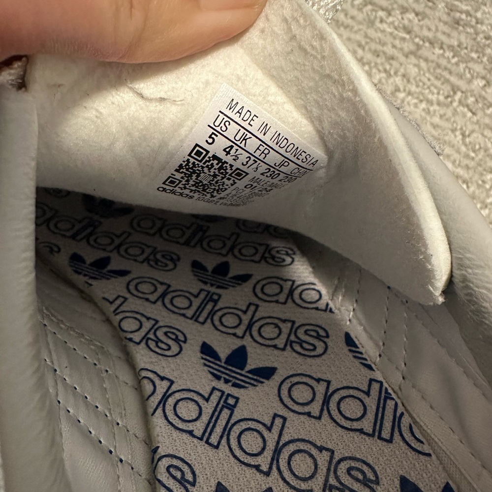 Adidas Originals silver and blue country trainers women’s size 6 men’s size 5 - Picture 10 of 10
